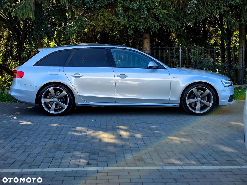 Audi A4 Avant 2.0 TDI Quattro S tronic - 35