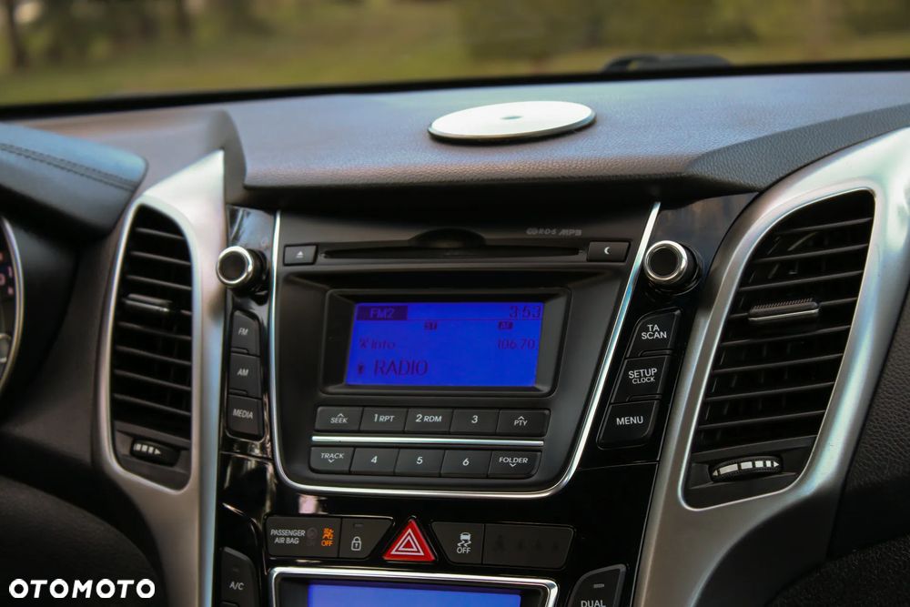 Hyundai i30 i30cw 1.4 Fifa World Cup Edition - 23