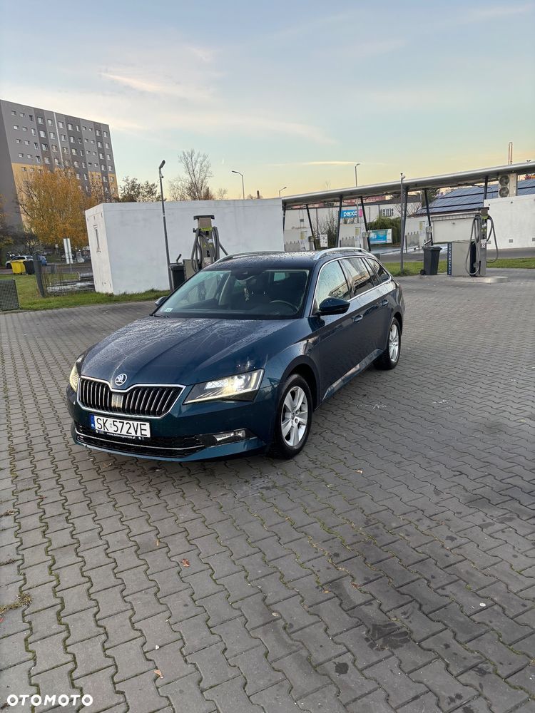 Skoda Superb 2.0 TDI Ambition - 9