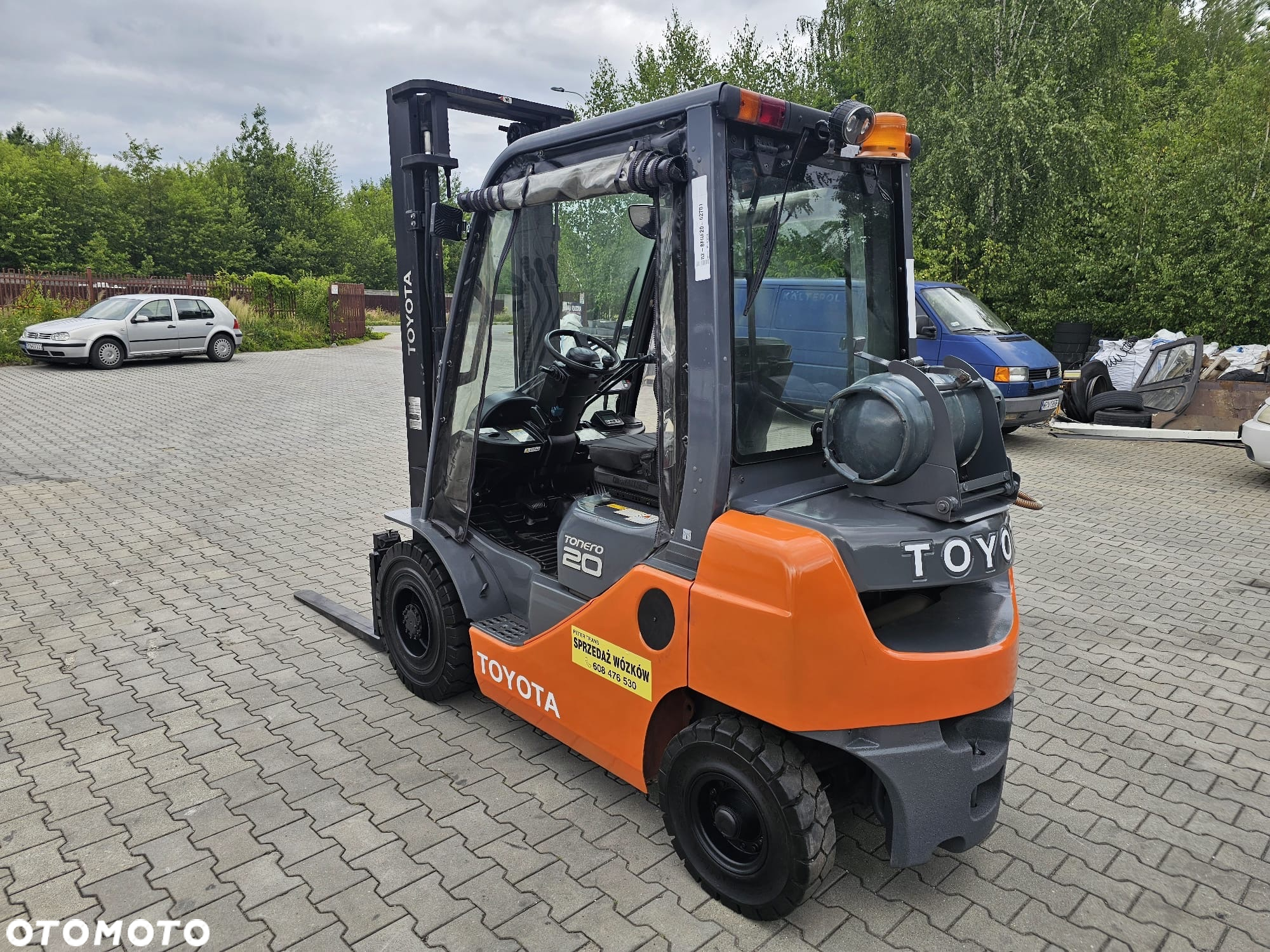 Toyota - 4