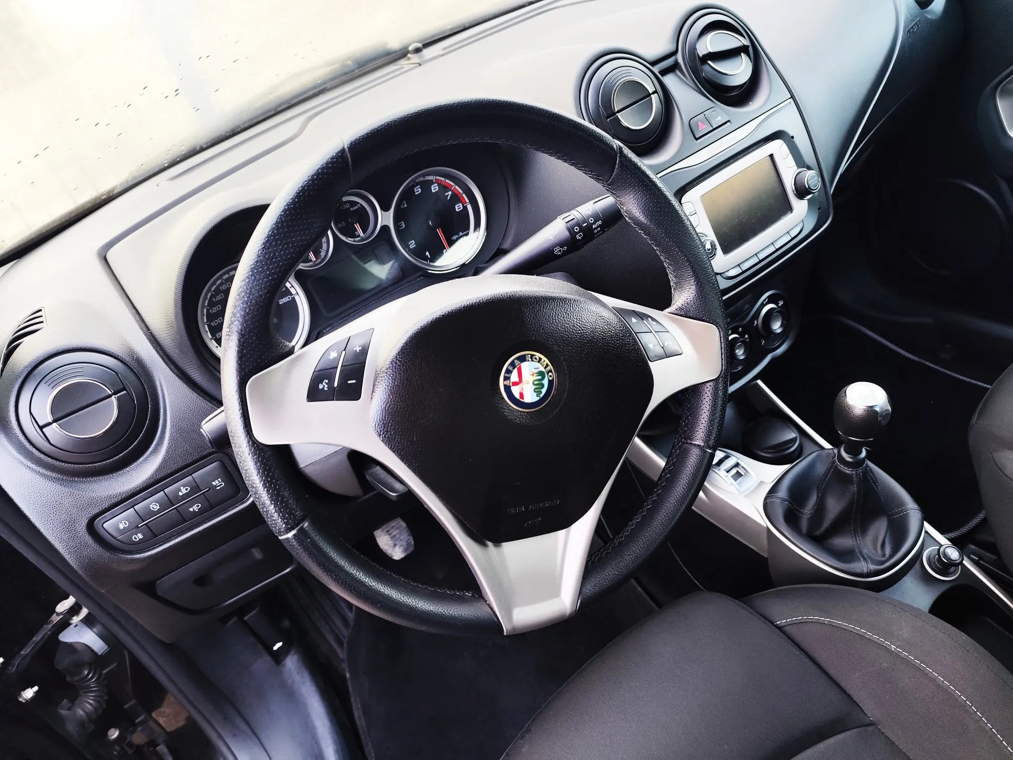 Alfa Romeo MiTo 0.9 T TwinAir Trofeo - 13