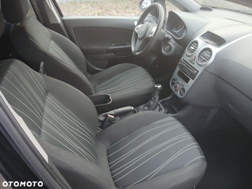 Opel Corsa - 12
