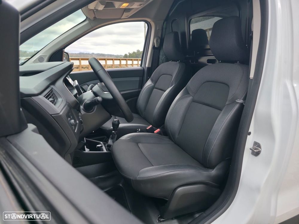 Renault Express 1.5 Blue dCi Advance - 25