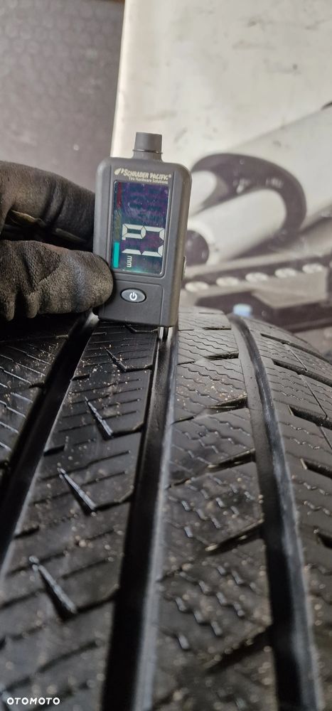 OPONY ZIMOWE 225/45R19 Vredestein Quatrac Pro 96W - 6