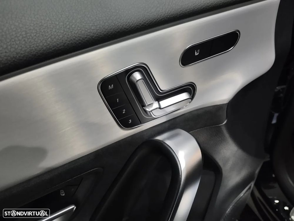 Mercedes-Benz A 45 AMG S 4Matic+ - 11