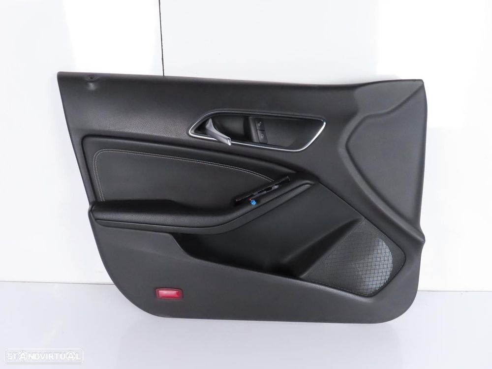 Forra da Porta Esquerdo/Frente Usado / Original MERCEDES-BENZ CLA Coupe (C117)/M... - 1