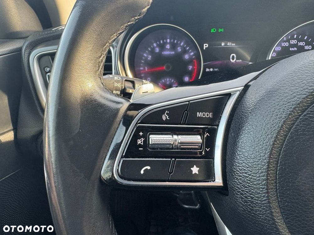 Kia Ceed 1.5 T-GDI M DCT - 16