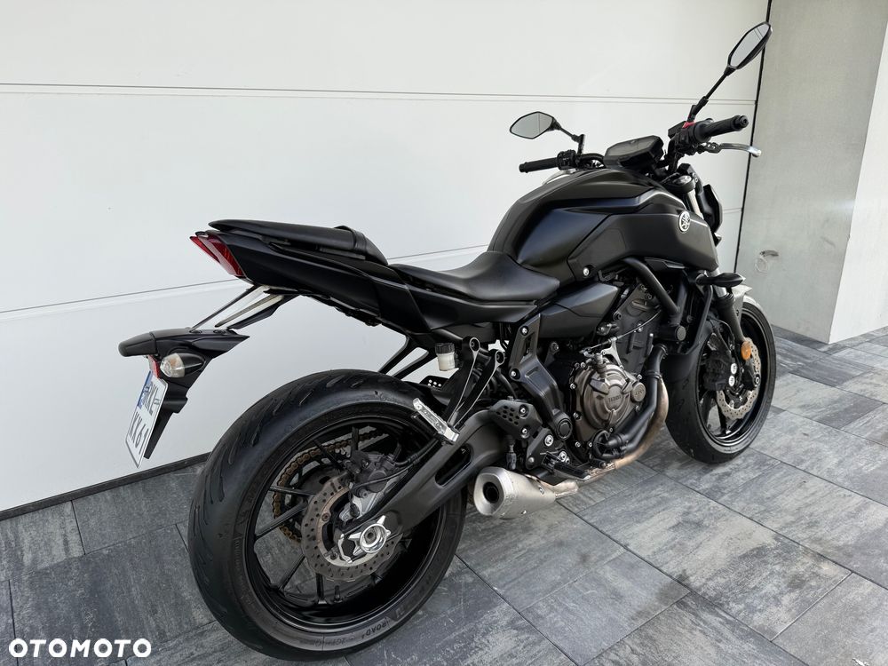 Yamaha MT - 4