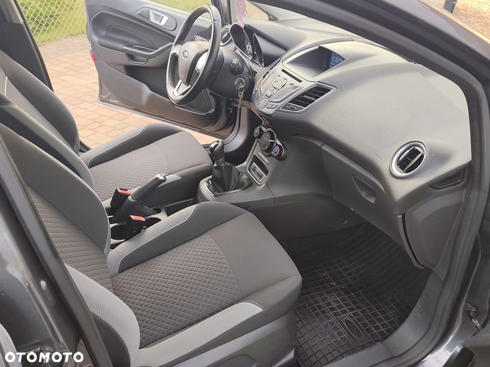 Ford Fiesta - 5