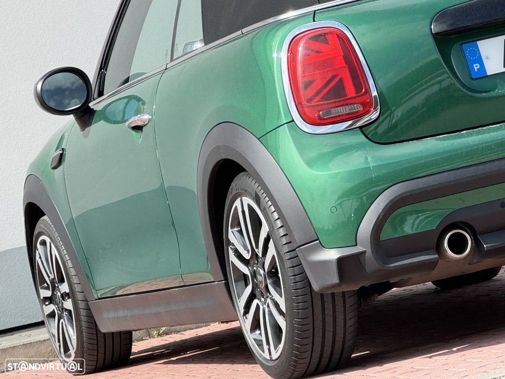 MINI Cabrio Cooper Premium Essential Auto - 40