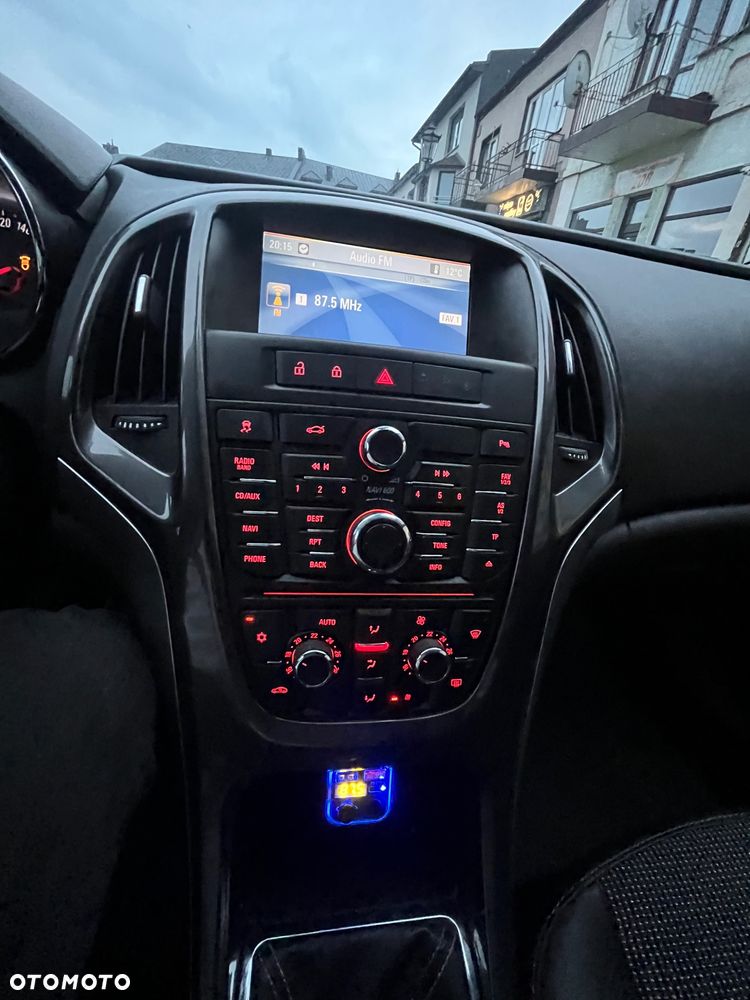 Opel Astra - 18