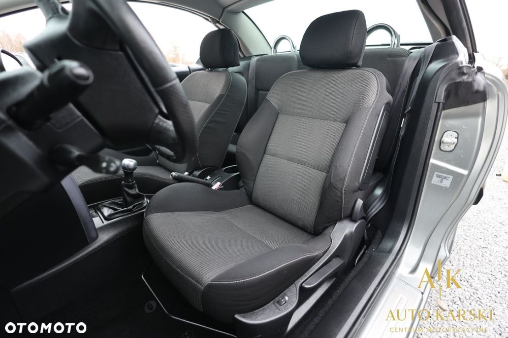 Peugeot 207 - 9