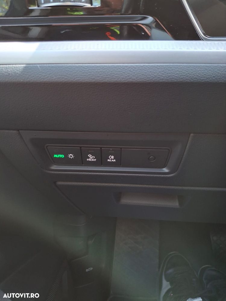 Volkswagen Touareg V6 TDI Style - 9