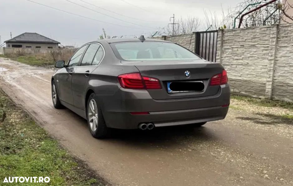 BMW Seria 5 520d Efficient Dynamics Edition - 4