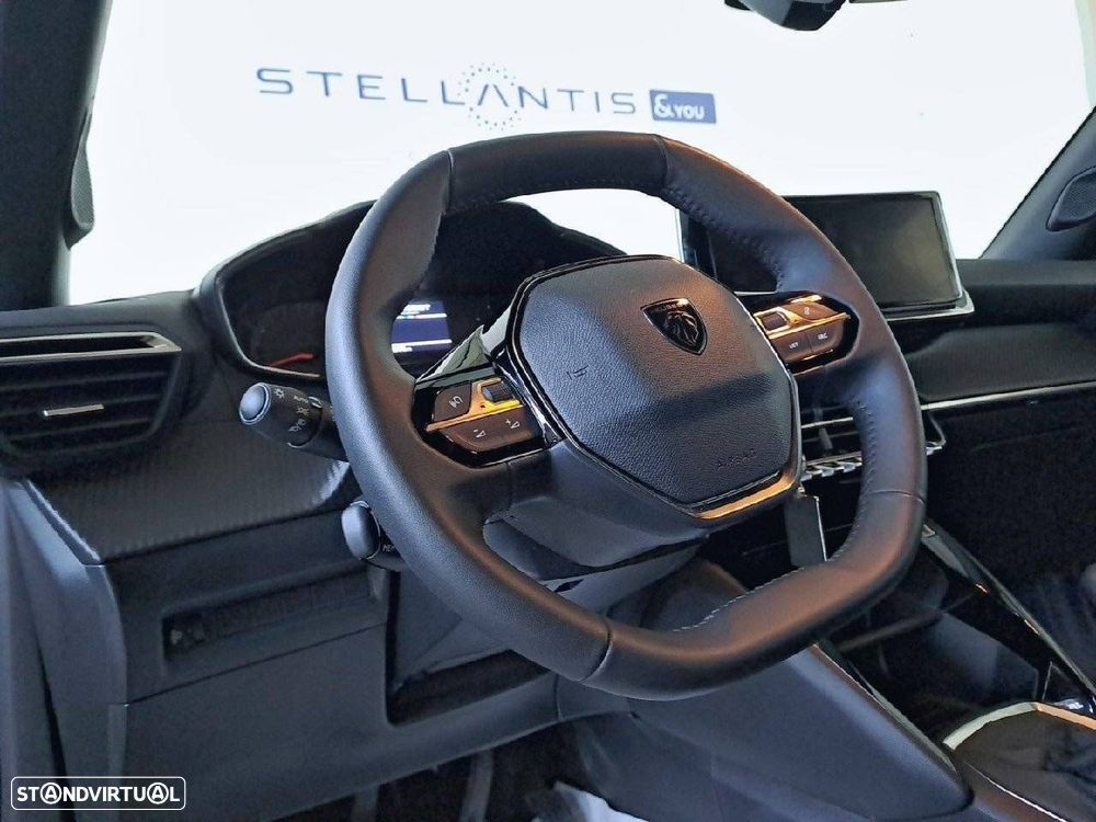 Peugeot 2008 1.2 PureTech Style - 12