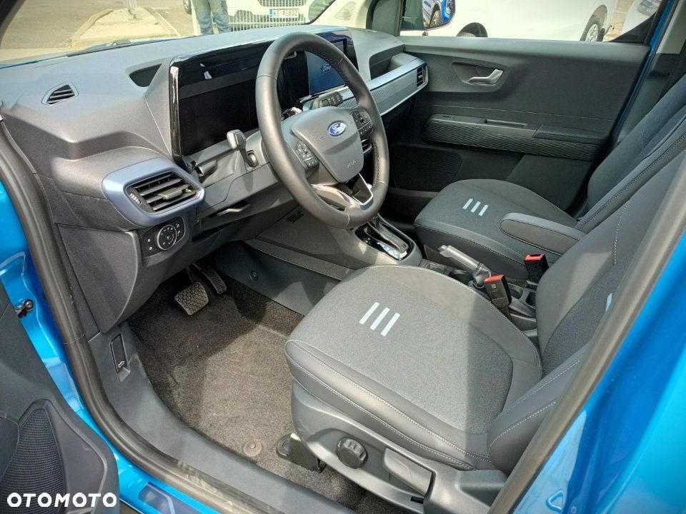 Ford Tourneo Courier - 14