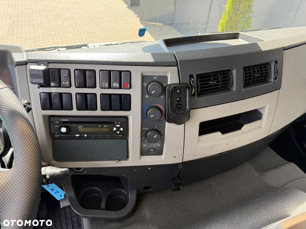 Volvo FE FL FM 18.260 // 4x2 // wywrotka 3-stronna 5,2 m // Klima !! Kipper !! - 31