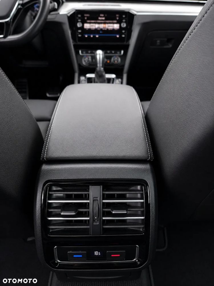 Volkswagen Passat Alltrack 2.0 TDI SCR 4Motion DSG (BMT) - 27