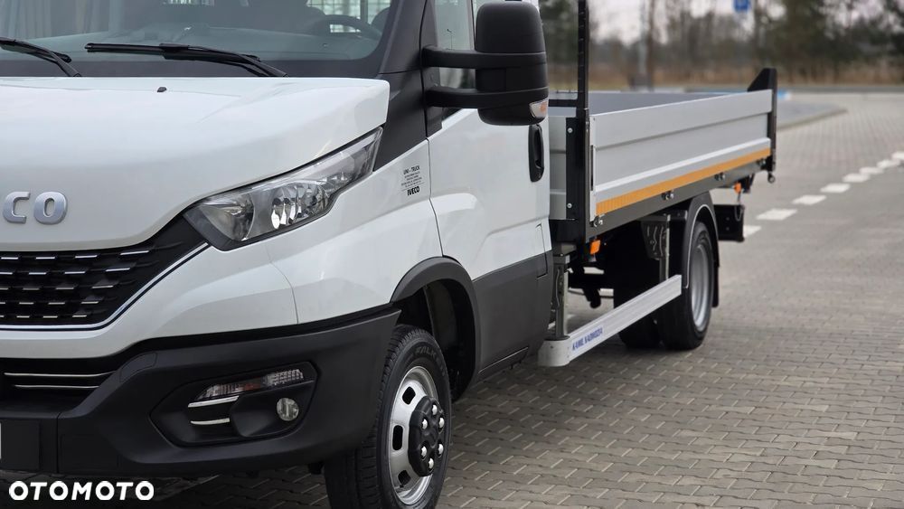 Iveco DAILY 3.0 180KM  50C18❗❗160 TYŚ PRZEBIEGU NOWY ❗️❗️MOCNY WYWROT Z PRZYSTAWKI / NOWY MODEL  / 3-STRONNA WYWROTKA KAMIL NADWOZIA / FULL OPCJA / BURTY 40CM / HAK + WYJSCIE HYDRAULICZNE DO PRZYCZEPY / SKRZYNIA MANUALNA / BLIŹNIAKI / SERWIS ASO / SALON POLSKA / 35C15 50C15 35C18❗❗ BEZ PRZEBIEGU JAK Z SALONU - NOWY -❗❗ - 12
