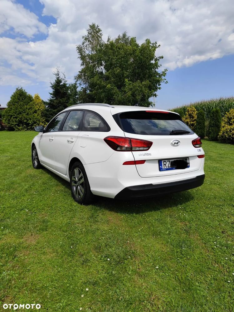 Hyundai i30 1.6 CRDi Comfort - 3