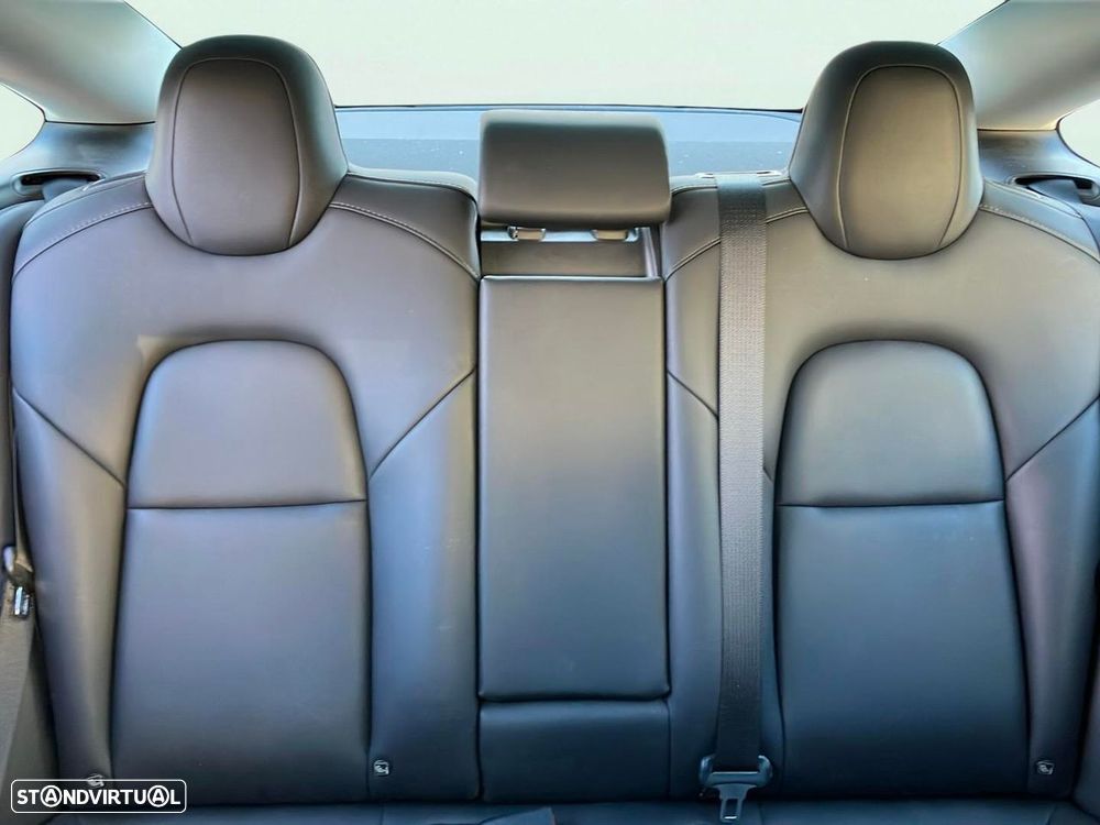 Tesla Model 3 Long-Range Dual Motor AWD - 19