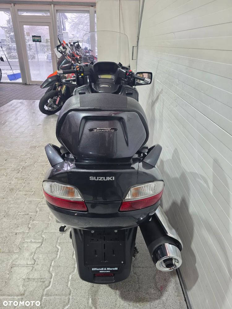 Suzuki Burgman - 24