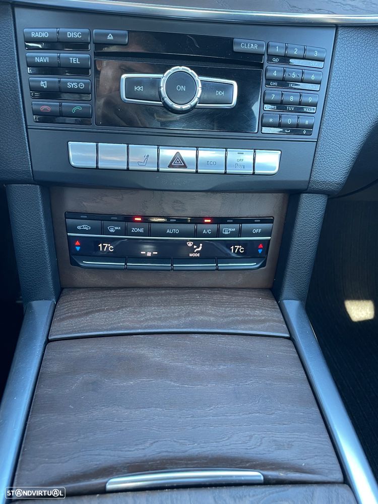 Mercedes-Benz E 250 CDi Elegance BE Auto. - 25
