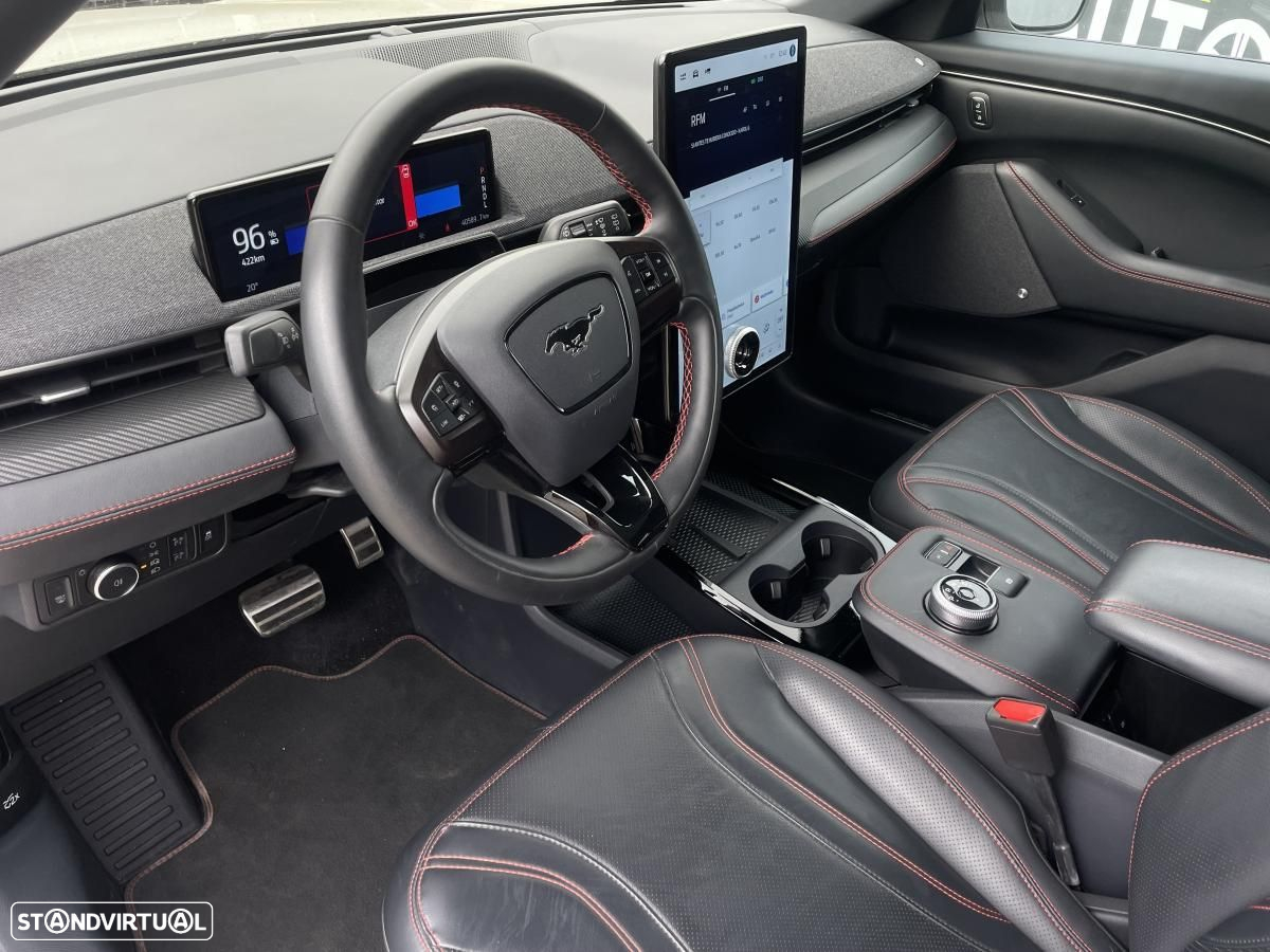 Ford Mustang Mach-E 98.7 kWh Premium AWD - 16