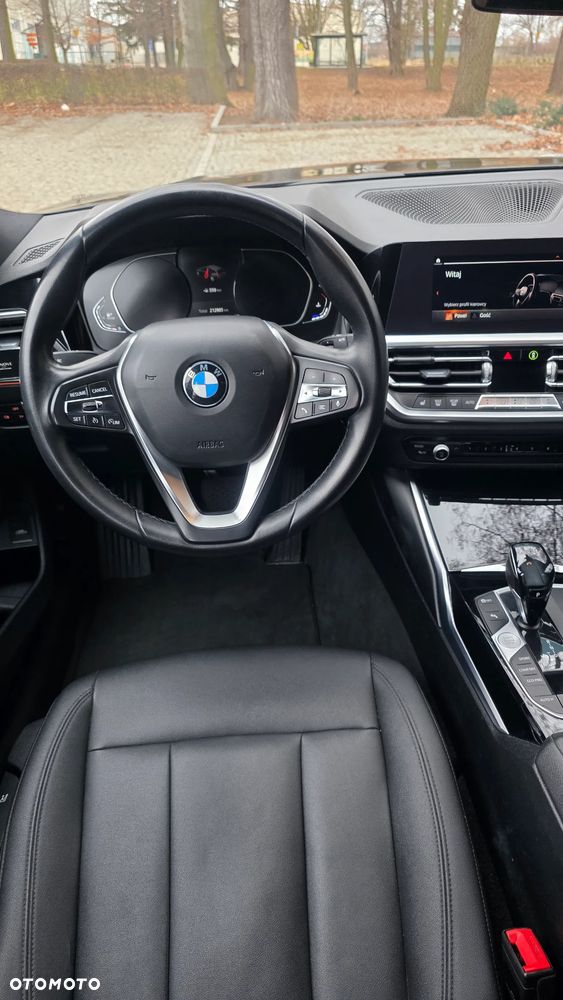 BMW Seria 3 318d Business Edition - 21