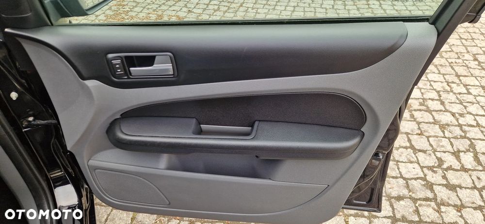 Ford Focus - 20