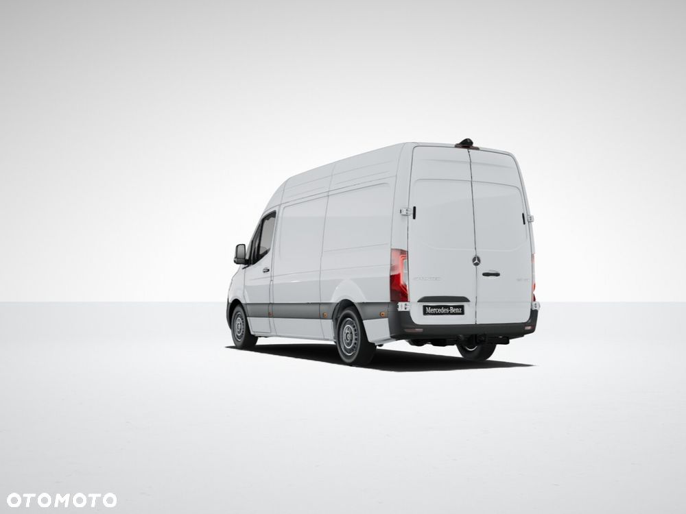 Mercedes-Benz Sprinter 317 Furgon Standard - 2