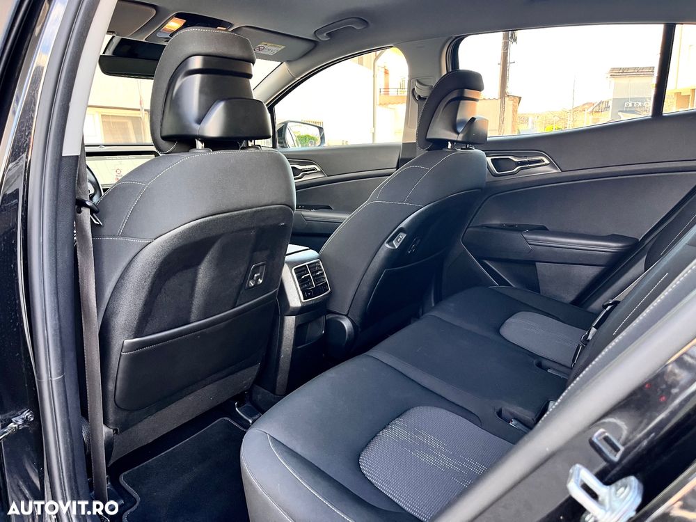 Kia Sportage 1.6 T-GDI AWD Basis - 20