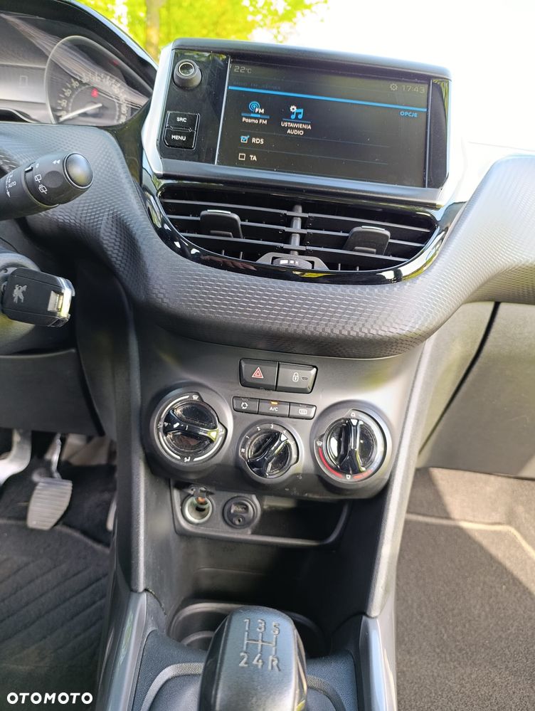 Peugeot 2008 - 10