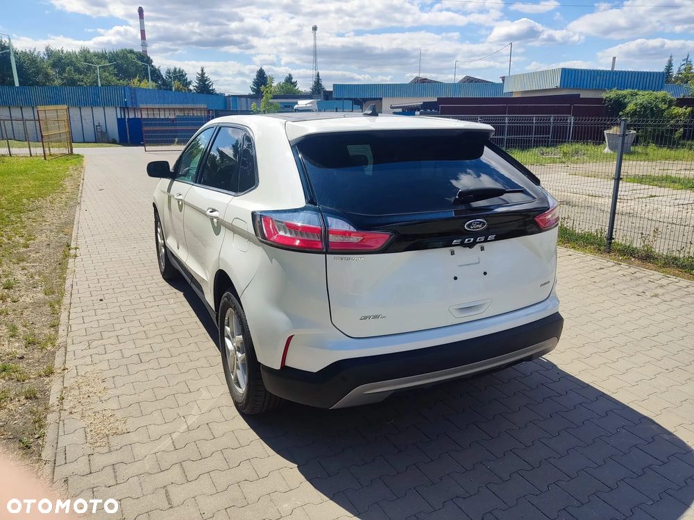 Ford Edge - 5