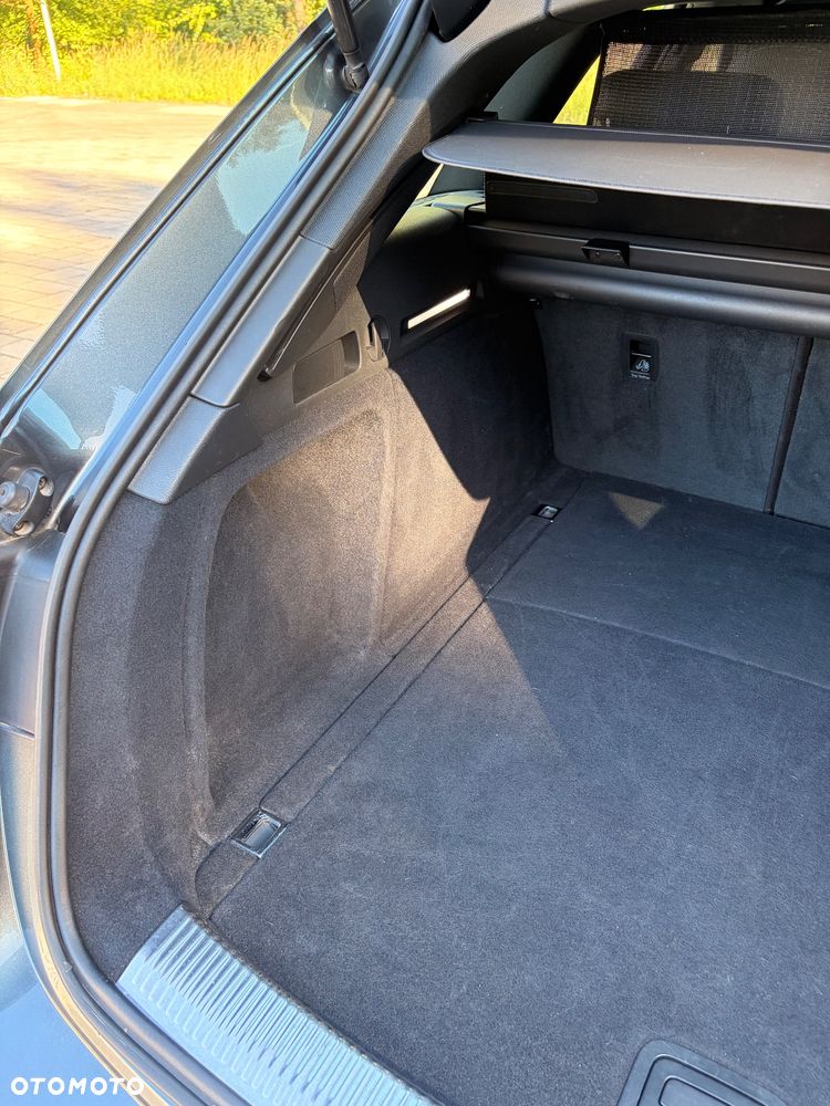 Audi A4 Avant - 29