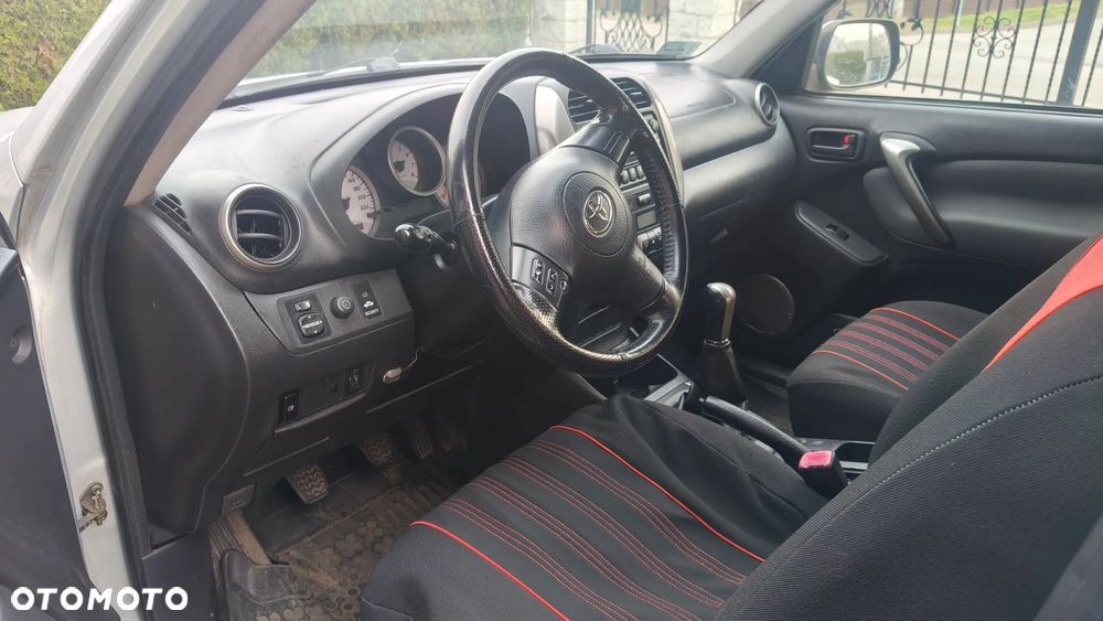 Toyota RAV4 2.0 VVT-i Sol - 8