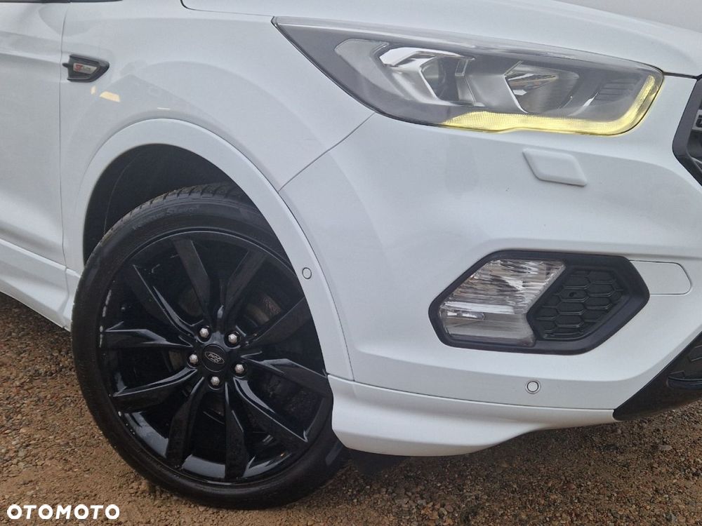 Ford Kuga 1.5 EcoBoost 2x4 ST-Line - 29