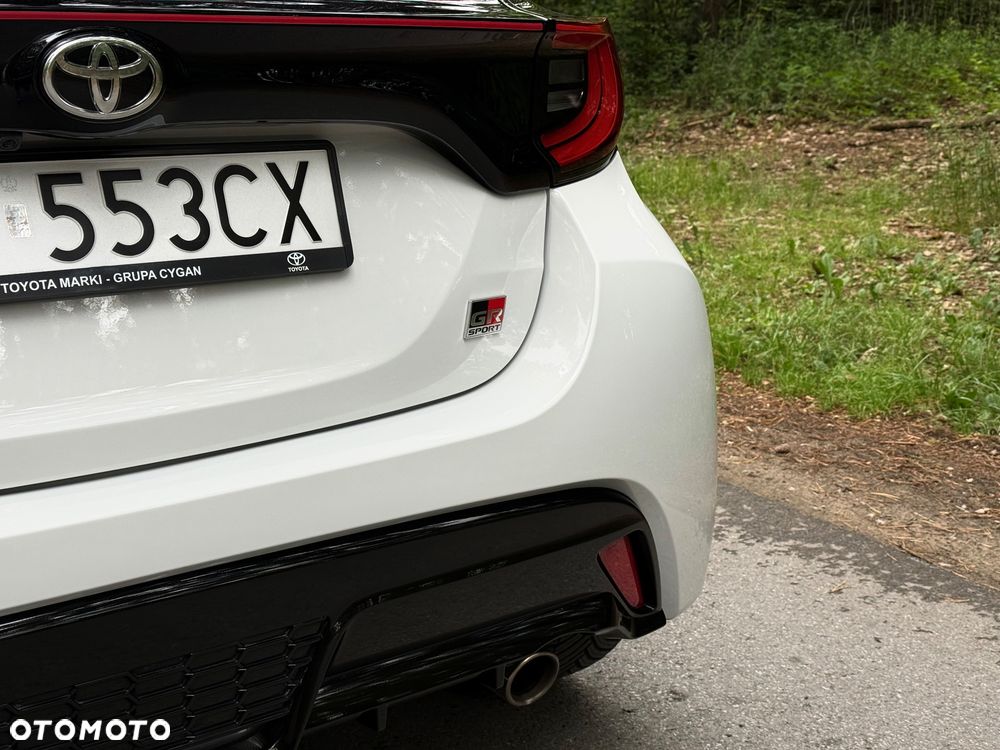 Toyota Yaris Hybrid 1.5 Executive - 8