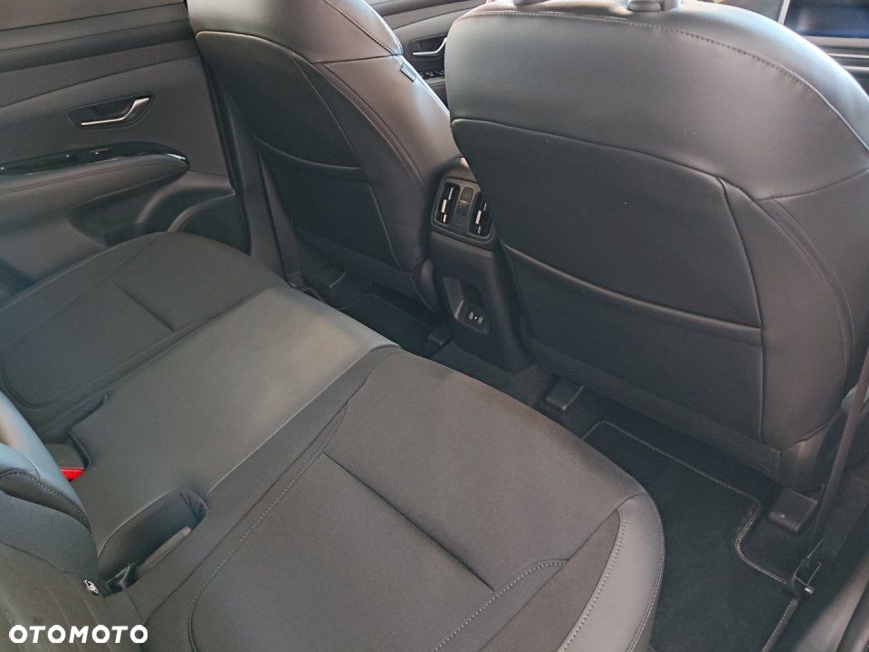Hyundai Tucson - 25