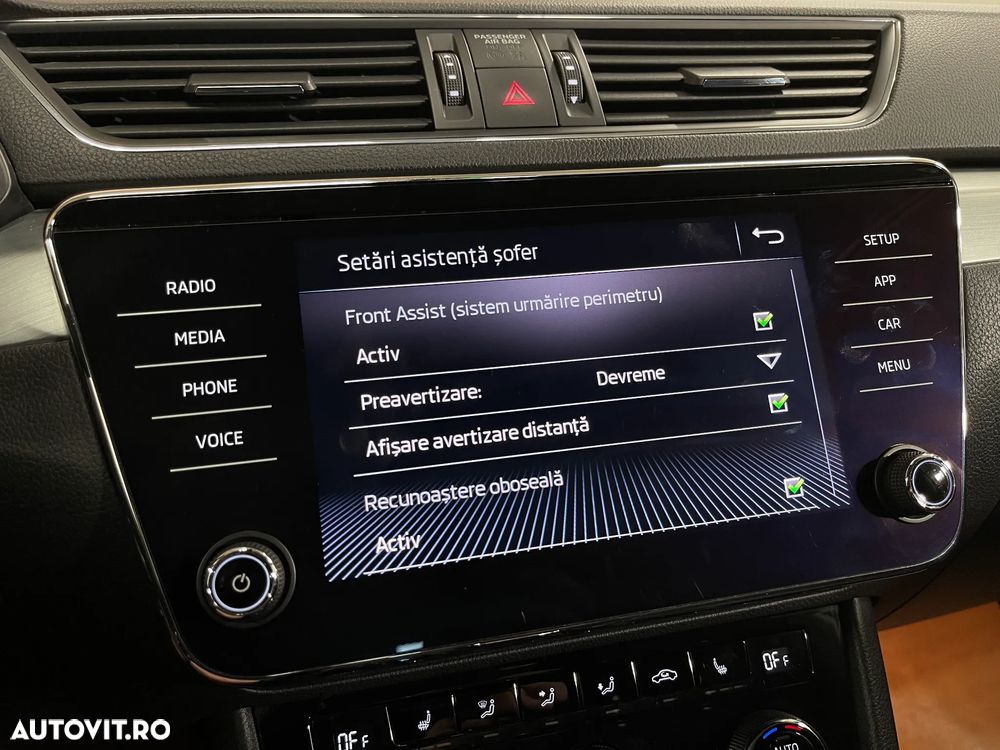 Skoda Superb 2.0 TDI DSG Ambition - 16