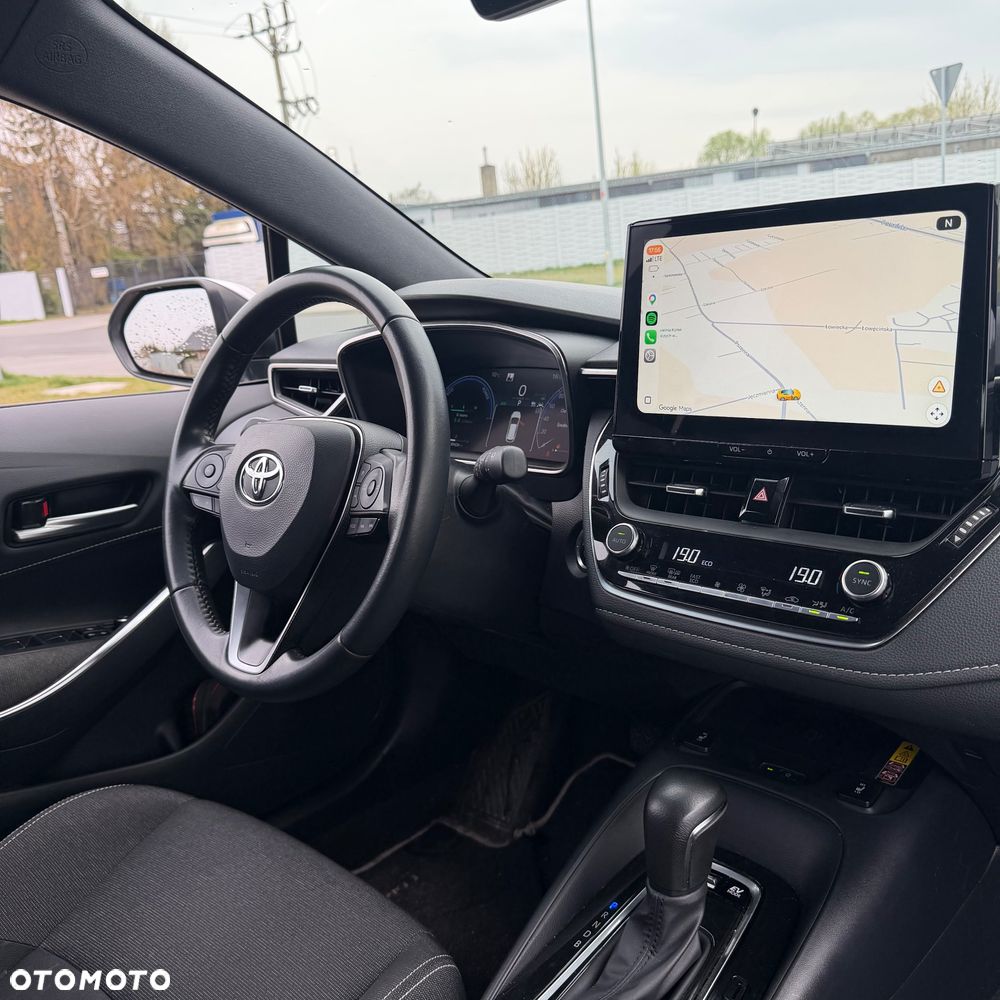 Toyota Corolla 1.8 Hybrid Comfort - 23
