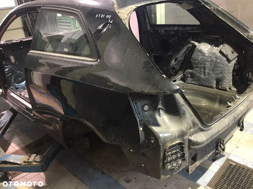 AUDI A3 8V 13R ĆWIARTKA LEWA TYŁ - 1