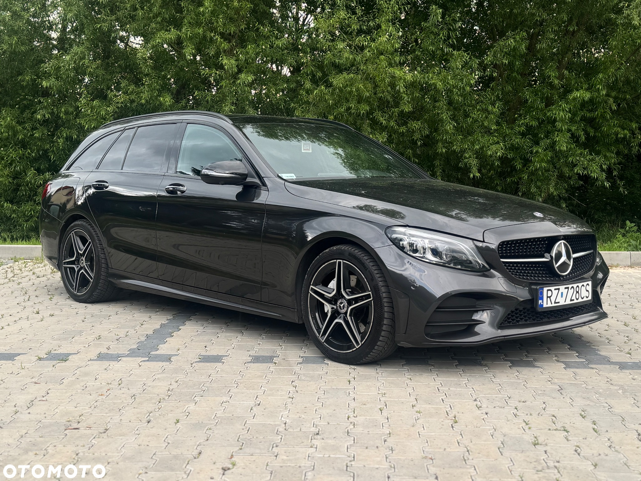 Mercedes-Benz Klasa C 220 d 4Matic T 9G-TRONIC Edition AMG Line - 2