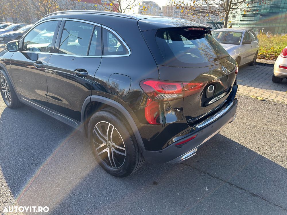 Mercedes-Benz GLA 200 7G-DCT Progressive - 31