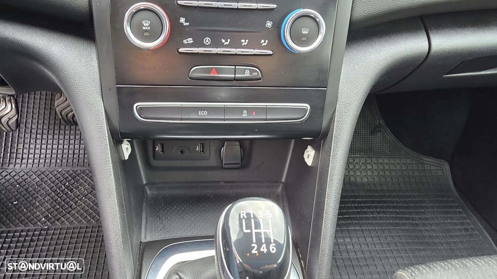 Renault Mégane Sport Tourer 1.5 dCi Limited - 18