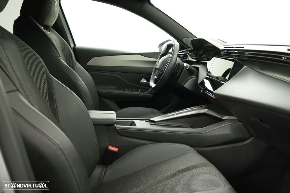 Peugeot 308 SW 1.2 PureTech GT EAT8 - 21