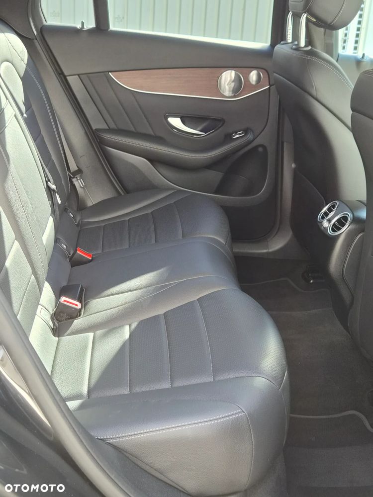Mercedes-Benz GLC - 8