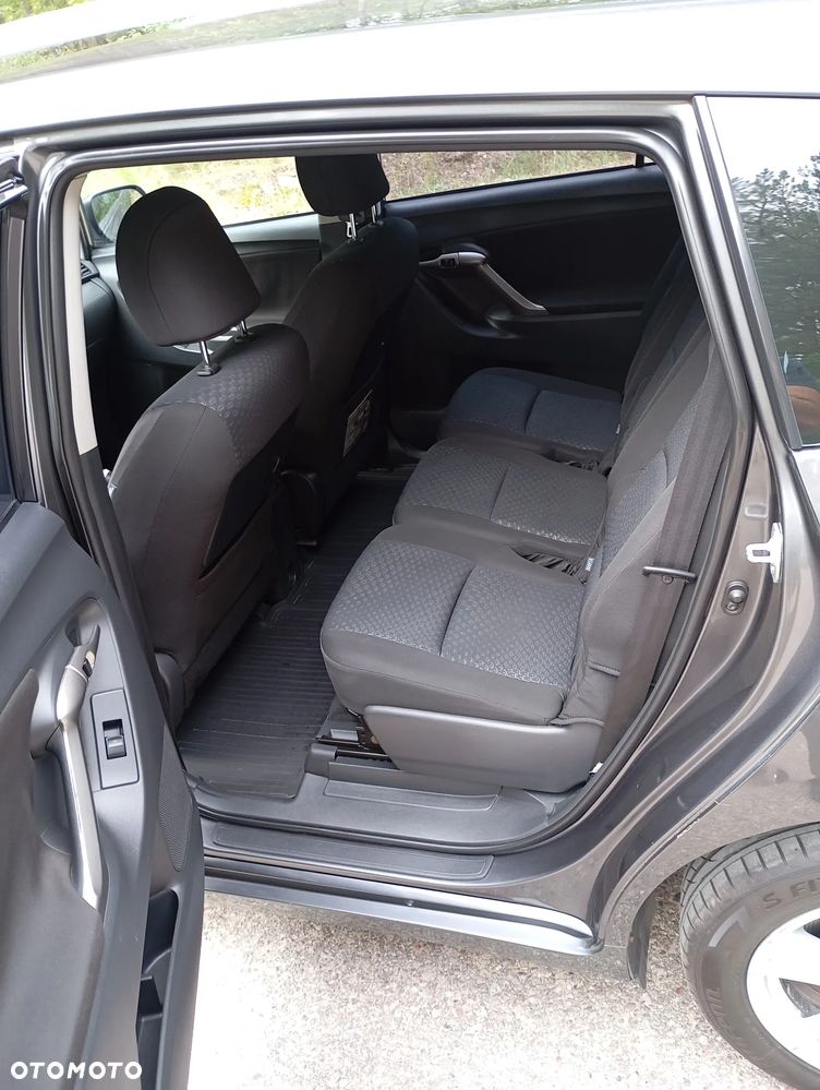 Toyota Verso 2.0 D-4D Premium 7os - 14