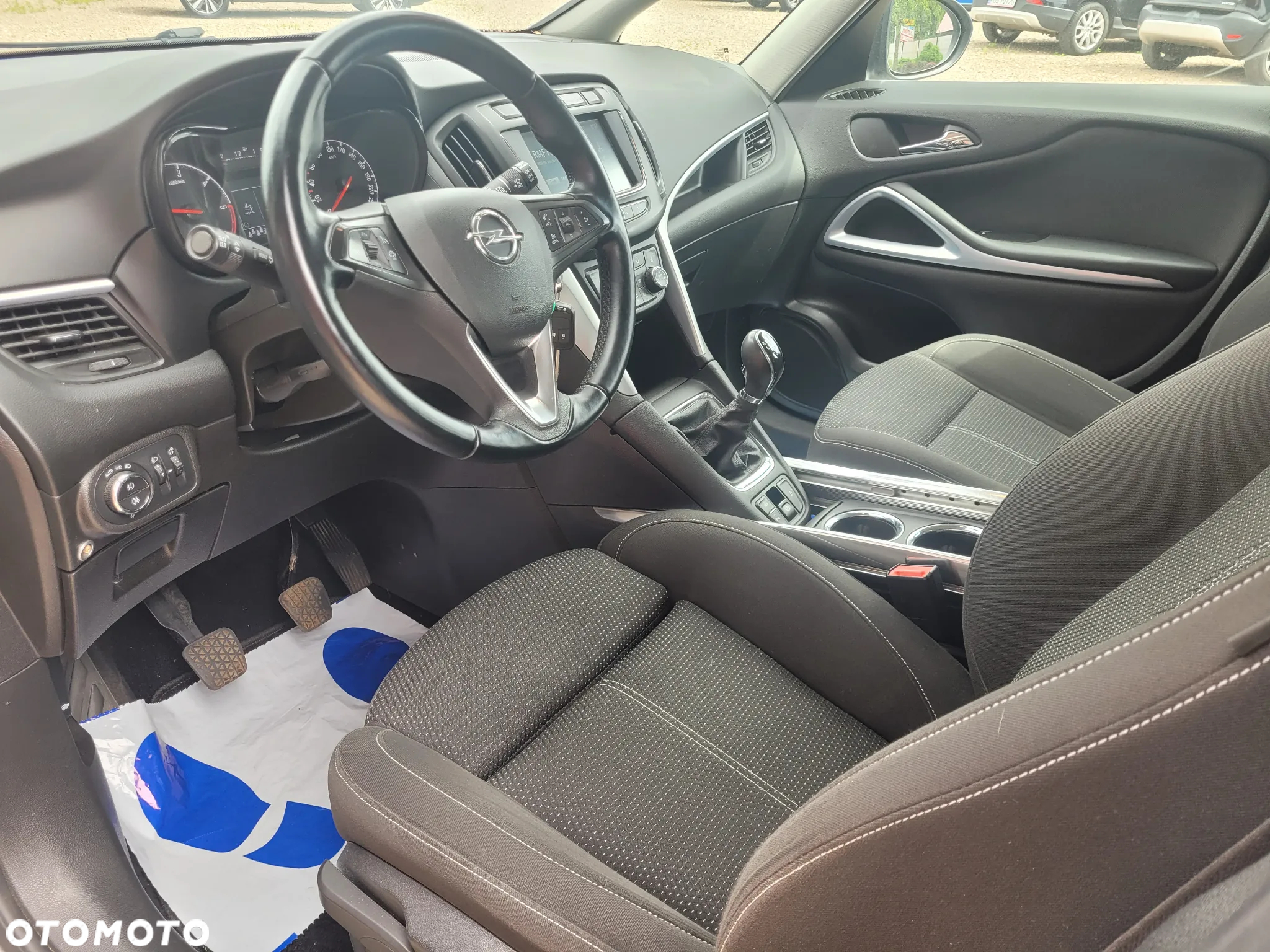 Opel Crossland X 1.2 T Edition S&S - 11