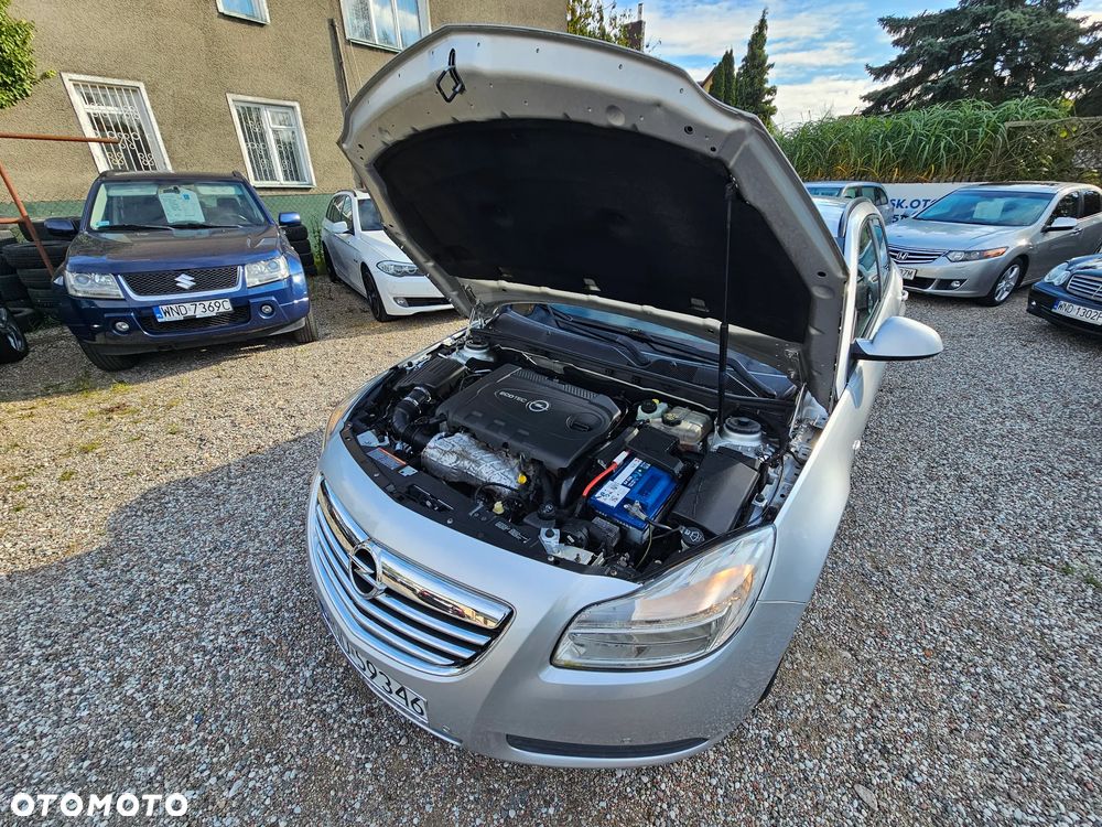 Opel Insignia 2.0 CDTI - 12
